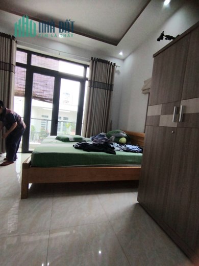 Bán Nhà HXH Hoà Bình, Tân Phú, 40m2, 3 Tầng, nhà mới đẹp ở ngay, giá 5,2 tỷ
