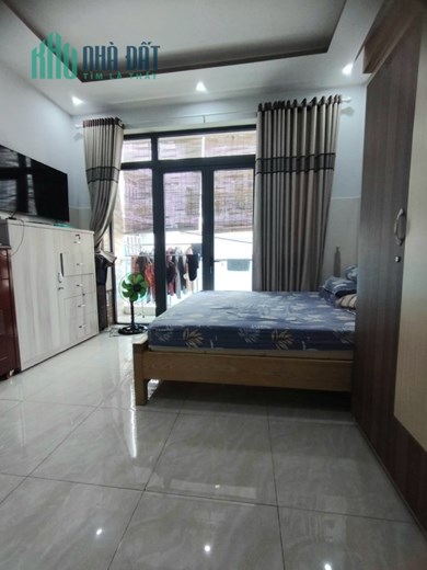 Bán Nhà HXH Hoà Bình, Tân Phú, 40m2, 3 Tầng, nhà mới đẹp ở ngay, giá 5,2 tỷ