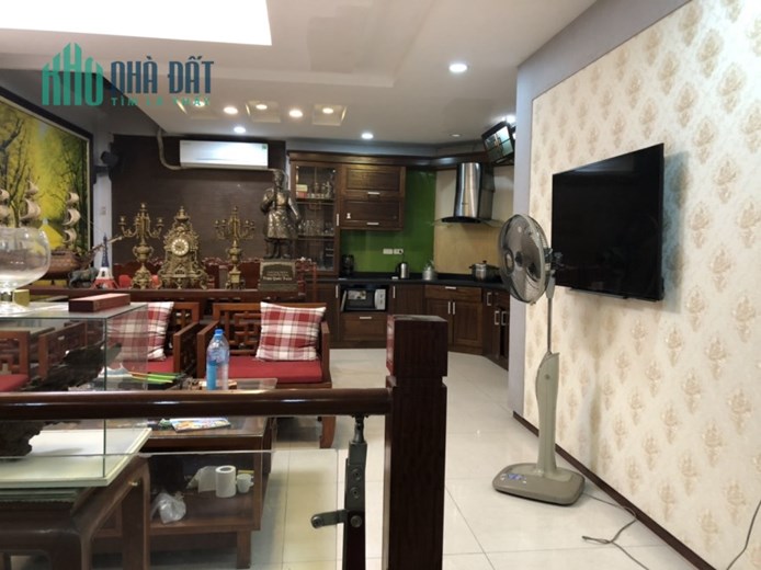 Bán nhà 27 Đại Cồ Việt, 55m2x5T, MT 5m, kinh doanh, ngõ thông, gần khu Bách Kinh Xây