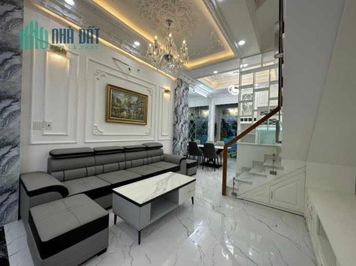 10 TỶ, NHÀ TRUNG TÂM QUẬN 7, LỘ 8M, Ô TÔ VÀO NHÀ, 5 TẦNG, 4X19M, NHÀ MỚI, ĐẸP