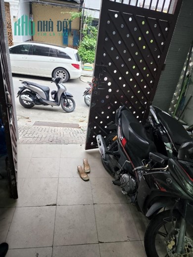 10 TỶ, NHÀ TRUNG TÂM QUẬN 7, LỘ 8M, Ô TÔ VÀO NHÀ, 5 TẦNG, 4X19M, NHÀ MỚI, ĐẸP