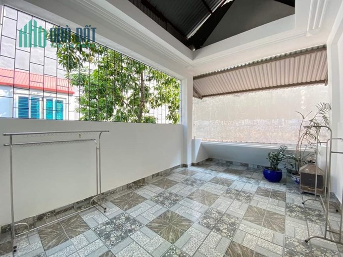 CHÍNH CHỦ CẦN BÁN NHÀ PHẠM VĂN ĐỒNG NHÀ MỚI Ở NGAY. GẦN PHỐ - 5 TẦNG, MT 3.6M, HƠN 4 TỶ