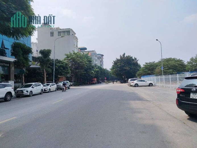 Bán building 10 tầng mặt phố Nguyễn Xiển, Thanh Xuân, Lô góc 3 mặt thoáng, 350m2, 145 tỷ