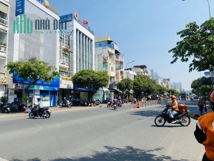 Bán Nhà Mặt Tiền Nguyễn Thái Sơn Gò Vấp Ủy Ban Phường 15 Tỷ 2