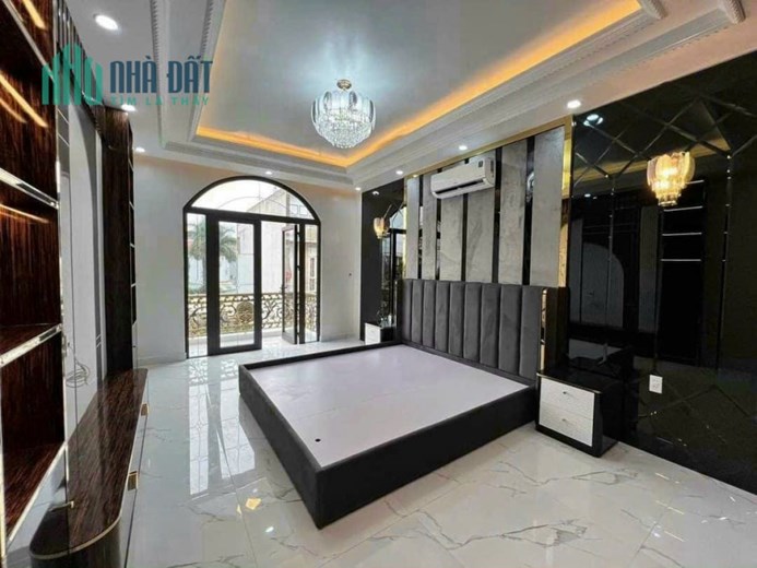 Bán nhà 5 Tầng Lê hồng Phong siêu Víp có thang máy