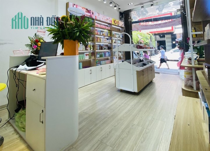 CHÍNH công ty SANG LẠI bên BẰNG PHAN THANH RIÊNG BIỆT