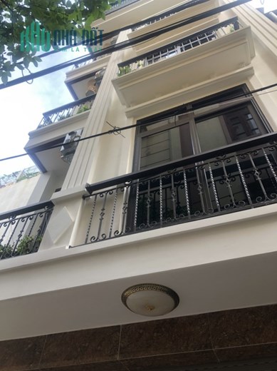 BÁN NHÀ MỸ ĐÌNH, Ô TÔ CÁCH 30M, NGÕ RỘNG, DÂN XÂY, TẶNG HẾT NỘI THẤT. DT 34M X5T. GIÁ 3.5 TỶ.