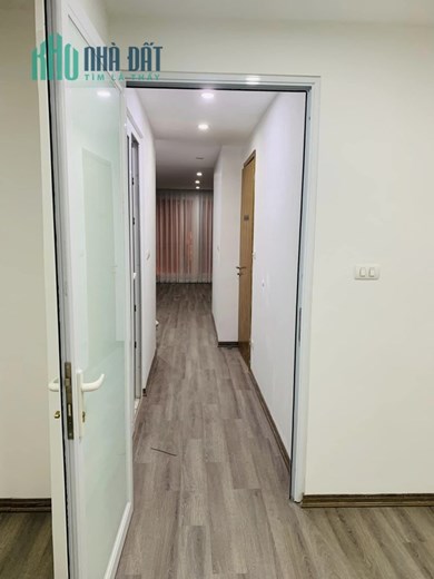 CẦN CHO THUÊ MẶT BẰNG TẠI QUẬN TÂY HỒ, HÀ NỘI