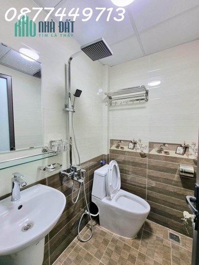 BÁN ĐẤT TÂN MAI, XÂY CCMN 7 TẦNG, NGÕ THÔNG, DIỆN TÍCH RỘNG 55M2 GIÁ HƠN 4 TỶ