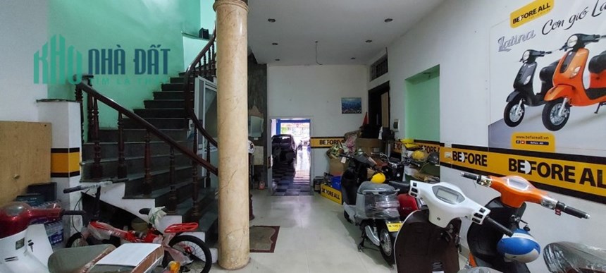 Bán nhà mặt phố Trần Khát Chân, HBT 100m x 5T vỉa hè, ô tô, KD giá 43 tỷ. LH: 0344051369