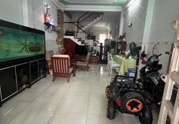 CHÍNH CHỦ NHÀ MẶT TIỀN KINH DOANH SÁT CHỢ TÂN HƯƠNG- 78m2, 3 lầu ở ngay 12 tỷ