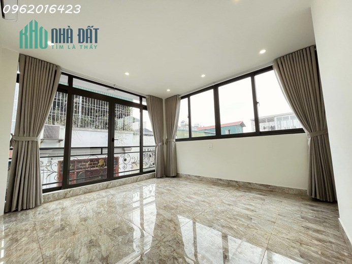 💥Dương Quảng Hàm Cầu Giấy, 13.9tỷ 65m 7tầng Thang Máy, Mới Đẹp Oto Kinh Doanh Văn Phòng💥