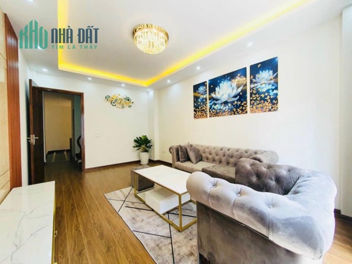 Bán nhà riêng Đỗ Đức Dục, 40 m2, 4 tầng, 4 tỷ 5, ô tô, kinh doanh
