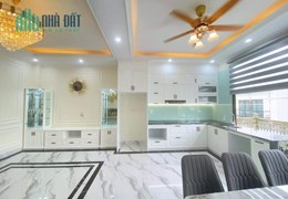 Mặt tiền đường Nguyễn Trọng Tuyển Phú Nhuận, vỉa hè, 65m2, 5 tầng, giá 23 tỷ