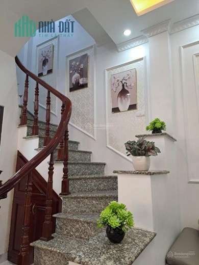 CC bán nhà riêng ngõ 156 Tam Trinh-Yên Sở, full nội thất, MT 4,6mx6T, ngõ oto tránh, pháp lý chuẩn