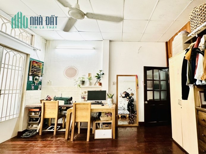 Chủ gủi bán nhà mới Trần Bình Trọng Quận 5 4 tầng DTST 90m2  BTCT HXH chỉ nhỉnh 6 tỷ
