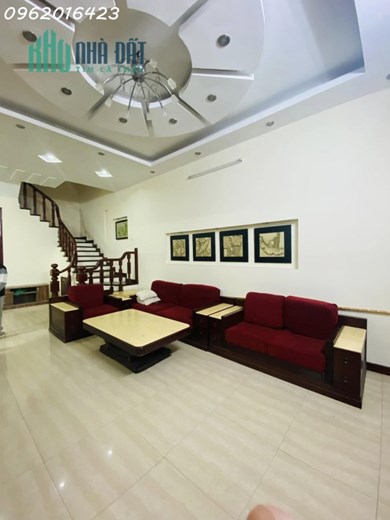 💥Bán Nhà Trần Cung Cầu Giấy, 12tỷ 65m Mt5.6, Lô Góc Dân Xây Kiên Cố Oto Ngõ Thông💥