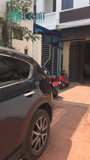 Bán nhà phố Thiên Lôi, diện tích 46m 3.5 tầng, ngõ ô.tô tận cửa, GIÁ 3.25 tỉ, sân cổng riêng