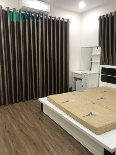 Bán nhà phố Thiên Lôi, diện tích 46m 3.5 tầng, ngõ ô.tô tận cửa, GIÁ 3.25 tỉ, sân cổng riêng