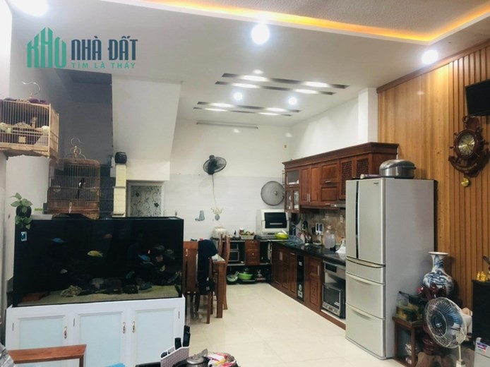 Bán nhà ngõ 67 Kiều Sơn - Văn Cao, diện tích 40m 4 tầng, GIÁ 2.25 tỉ cực đẹp