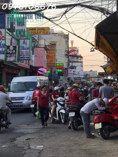 Tôi là chủ nhà kẹt tiền kinh doanh. Hạ giá 2 tỷ.Cần bán gấp nhà mặt tiền đường Gò Xoài, Bình hưng