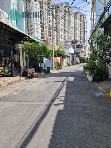 Nhà mặt tiền đường 539 phước long B, diện tích 40m đúc 1 lầu
