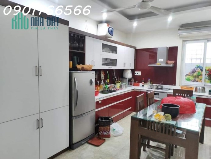 Bán nhà phân lô, Phố Trường Chinh - Quận Đống Đa, 74m X 7 T, GIÁ 13.2 TỶ.