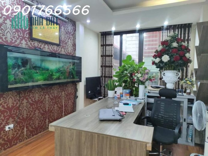 Bán nhà phân lô, Phố Trường Chinh - Quận Đống Đa, 74m X 7 T, GIÁ 13.2 TỶ.