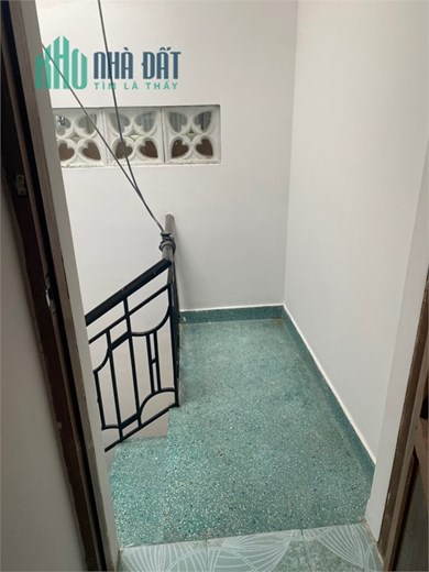 BÌNH THẠNH SÁT QUẬN 1 - 3 TẦNG BTCT - 32m2 CÔNG NHẬN - 15m RA MẶT TIỀN - Giá chỉ 3 tỷ x