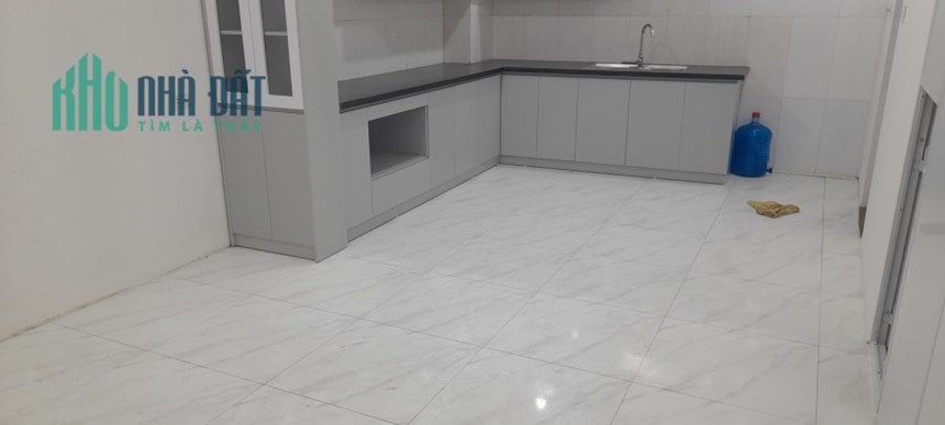 Bán nhà phố Nguyễn Lương Bằng - Đống Đa, nhà đẹp ở luôn, gần trường, gần hồ, ngõ thông nhiều phố.