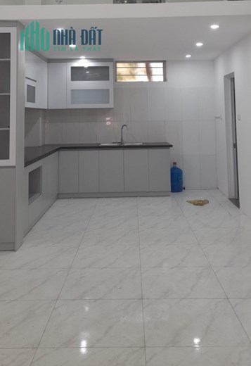 Bán nhà phố Nguyễn Lương Bằng - Đống Đa, nhà đẹp ở luôn, gần trường, gần hồ, ngõ thông nhiều phố.