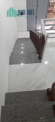 Bán nhà phố Nguyễn Lương Bằng - Đống Đa, nhà đẹp ở luôn, gần trường, gần hồ, ngõ thông nhiều phố.