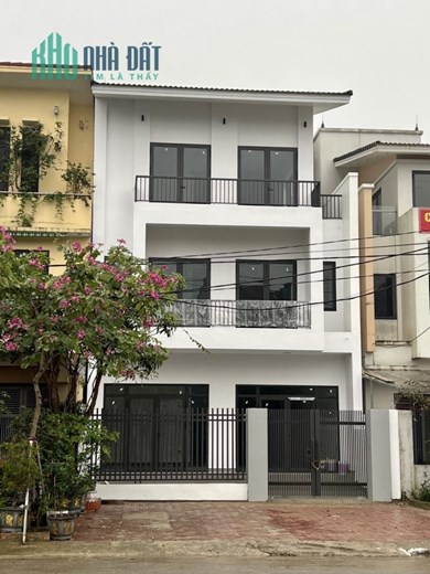 CHO THUÊ nhà 3 tầng mới xây xong mặt đường 30m, đường Phú Yên - Nghi Phú