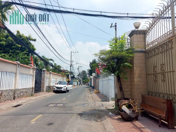BÁN NHÀ GẦN HOÀNG DIỆU 2 LINH CHIỂU 45M2 CHỈ NHỈNH 2 TỶ, HẺM XE HƠI MỚI Ở NGAY