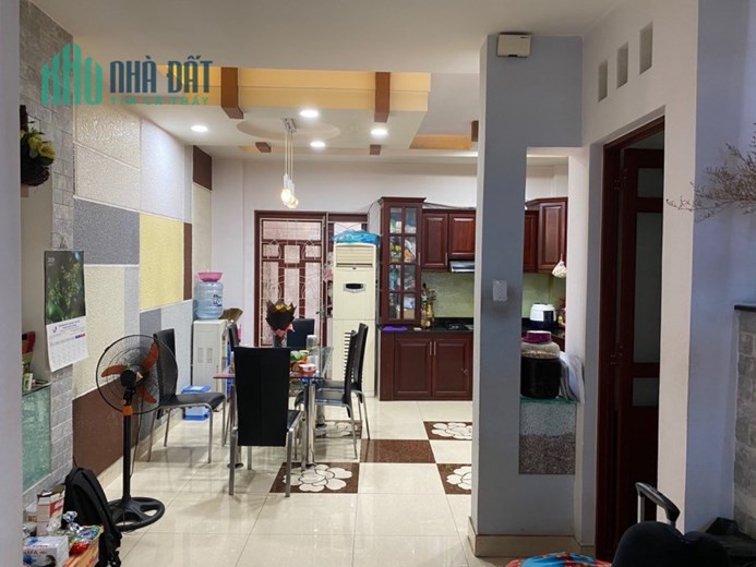 Bán Nhà Lô Góc 2 Mặt Tiền  CMT8 Phường 15 Quận 10 Giá 15 Tỷ.