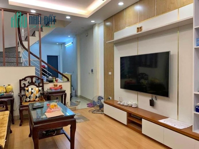 “Bán Gấp” nhà Lê Quang Đạo 32m2 x 5T, oto đỗ - KD - tặng nội thất 3,2 Tỷ.