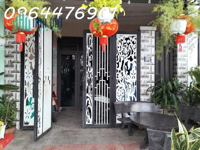 BÁN NHÀ 2 TẦNG ĐẸP, ĐƯỜNG 5m5  LỀ 3m, Phía trước là Công Viên - Hòa Minh, Liên Chiểu - Chỉ nhỉnh 3
