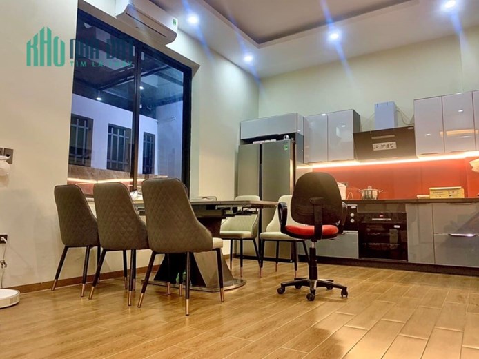 106m Mặt Tiền 10m Đường Bưởi Trung Tâm Ba Đình.Biệt Thự Phân Lô Đẳng Cấp. Chủ Thiện Chí Muốn Bán