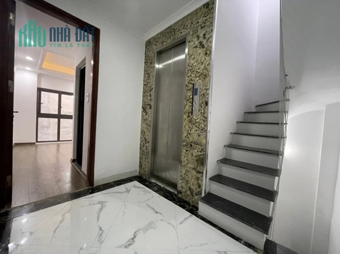 40m 6 Tầng 4.5 Tỷ Phố Hoàng Hoa Thám. Nhà Xây Mới Koong Thang Máy Chạy Vù Vù. Chủ Cần Bán Nhanh