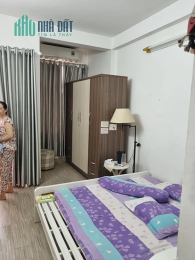 Chủ cần bán gấp trong T4, Hẻm 3m sát MT, nhà đẹp 4 tầng nhỉnh 4tỷ Q10.