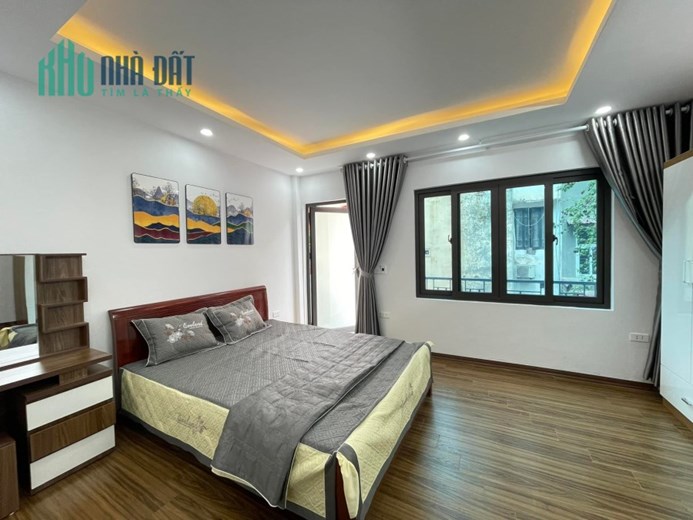Ngon Nhất Cầu Giấy! Ba gác tránh, 2 thoáng, nhà đẹp lung linh, gần phố, 35m, 5T, nhỉnh 3 tỷ