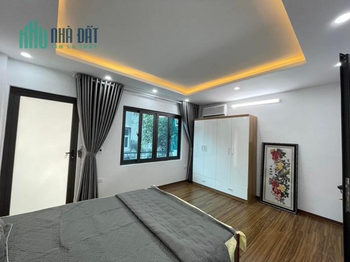 Ngon Nhất Cầu Giấy! Ba gác tránh, 2 thoáng, nhà đẹp lung linh, gần phố, 35m, 5T, nhỉnh 3 tỷ