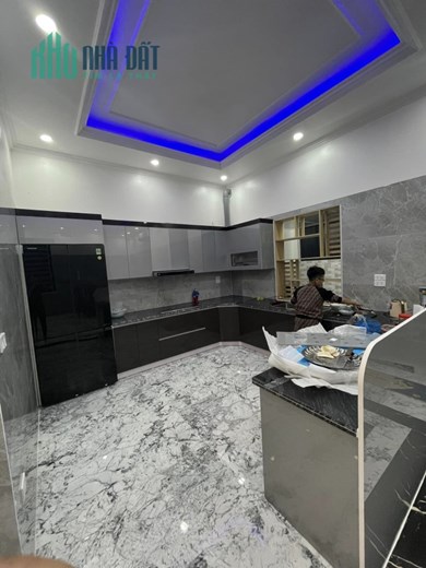 Gía chưa từng có! Trần Duy Hưng, ngõ thông, KD, oto gần, ngõ ba gác tránh nhau, 44m x 5T, chỉ 4.5 tỷ