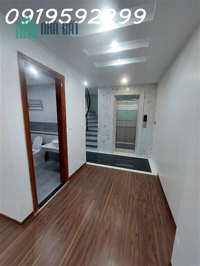 BÁN GẤP NHÀ TRẦN DUY HƯNG - 7 TẦNG THANG MÁY LÔ GÓC -  NHÀ MỚI TINH - Ô TÔ VÀO NHÀ