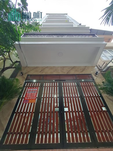 105m 7 Tầng 12 Căn Hộ Cao Cấp Doang Thu 1,5 Tỷ 1 Năm Phố Võng Thị 3 Bước Ra Hồ Tây. Chủ Cần Bán Gấp