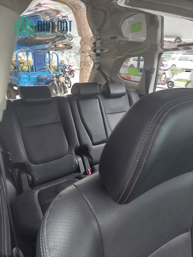 Chính chủ cần bán Outlander Misubishi 2.0 Premium. Trắng 2019