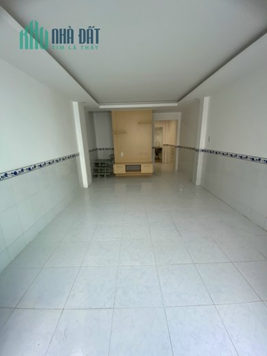 Khách cần bán gấp căn nhà 256/ x x …Hàn Hải Nguyên ,Phường 9 Quận 11