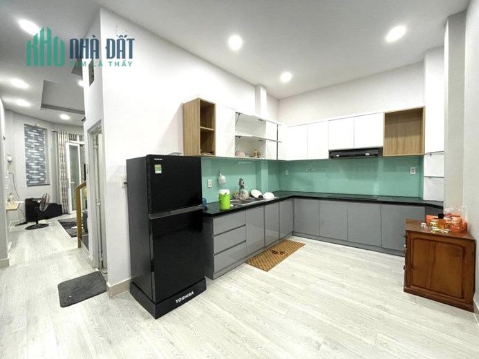 Nhà đẹp mới 40m2 ,Hòa Hảo,p7,Q10 chỉ 5.25ty