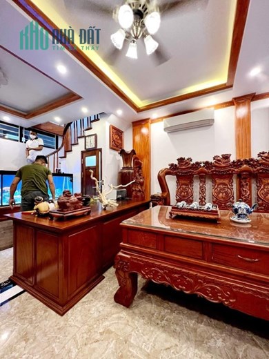 BÁN SIÊU PHẨM QUẬN HOÀNG MAI, Ô TÔ ĐỖ CỬA, VÀO NHÀ, KINH DOANH, 6 TẦNG.