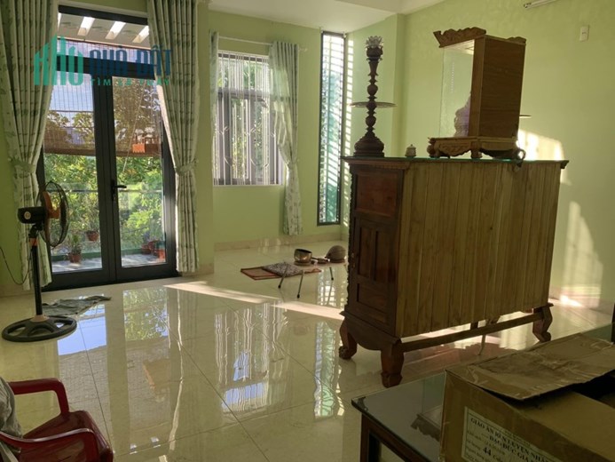 Nhà 3 tầng đẹp, view sông Cẩm Lệ. Diện tích 127m, Giá 9.5 tỷ.